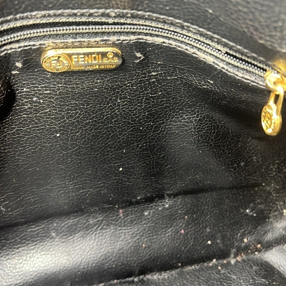 Fendi Vintage 11” x 9” x 3” Zip Top Pillow Bag Detachable Chain Crossbody Strap - Picture 11 of 14